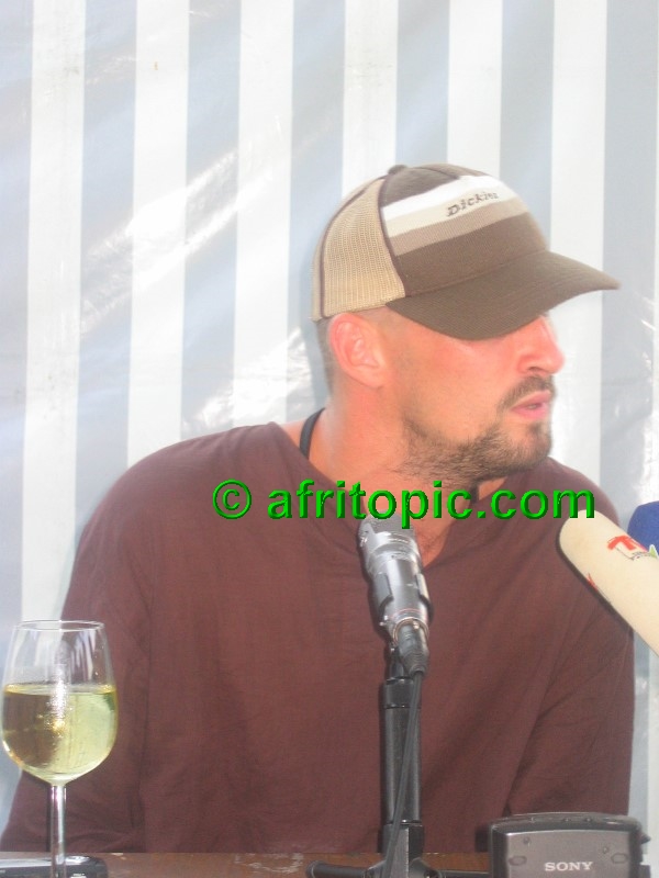 ../Images/AfricaFestival-28-29May05 212.jpg